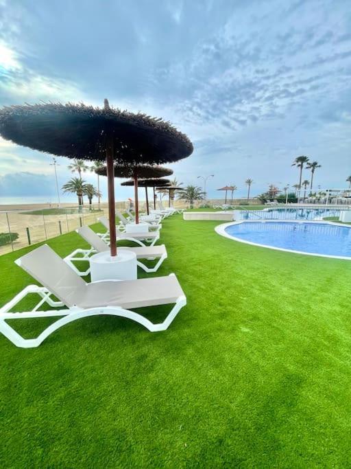 Espacio2,1A Linea,Jacuzzi,Piscina كولرا المظهر الخارجي الصورة
