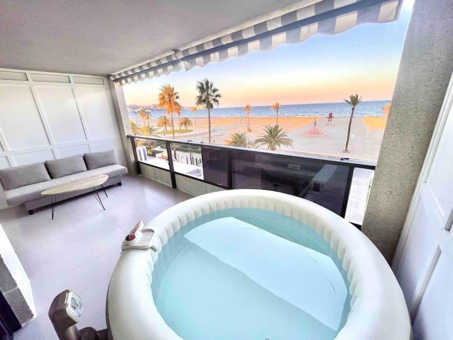 Espacio2,1A Linea,Jacuzzi,Piscina كولرا المظهر الخارجي الصورة